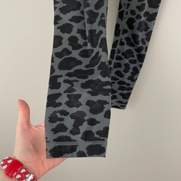 Lululemon High Times Pant Cherry Cheetah Dark Slate Black Leggings Size 4 - Picture 7 of 8